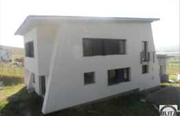 Vanzare casa individuala, 286 mp, 1439 mp teren, zona linistita