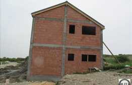 Vanzare casa 110 mp, 500 mp teren, semifinisata, zona linistita de case si vile