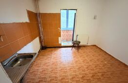 Apartament 2 camere decomandat, 65 mp, etaj 2/4, zona Tractorul