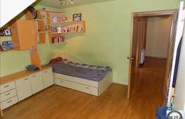 Casa individuala, 360 mp utili, 1450 mp teren, zona de case