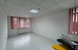 Spatiu birou, cheltuieli incluse, parcare, 38 mp, zona Plopilor