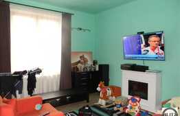 Casa cu 5 camere, 150 mp, 337 mp teren, zona semicentrala!