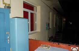 Casa de vanzare, curte comuna, 88 mp utili si 133 mp teren!