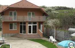 Casa de vanzare, 257 mp utili, cu teren 1840 mp, front 14 ml, zona linistita