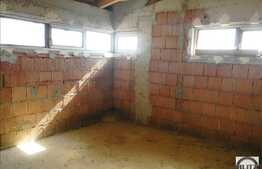 Vanzare casa individuala, 220 mp, 378 mp teren, zona de case si vile