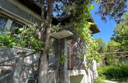 Casa individuala, 110 mp + 648 mp teren - Dambu Rotund