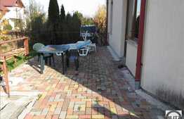 Casa de vanzare, 320 mp utili, teren 700 mp, zona linistita de case!