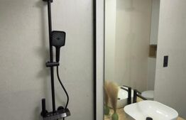 Apartament lux, 2 camere, garaj, zona Eroilor