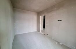 Apartament 2 camere, etaj intermediar, orientare estica, zona Vivo 