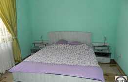 Casa 6 camere, 250 mp, zona linistita