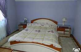 Casa 6 camere, 250 mp, zona linistita