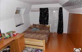 Casa cuplata, 155 mp utili, 270 mp teren, zona semicentrala