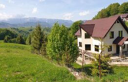 De vanzare casa de vacanta in Fundata
