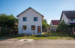 Casa de vanzare in Brasov - Stupini - 4 camere - 420 mp teren