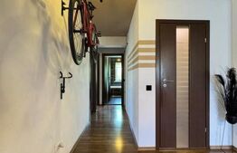 Apartament 3 camere, 77 mp, 2 băi, etaj 1, parcare, Sub Cetate