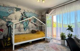 Apartament 3 camere, 77 mp, 2 băi, etaj 1, parcare, Sub Cetate