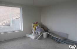 Duplex de vanzare cu 106 mp utili, teren de 200 mp, finalizat in 2015!