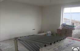 Duplex de vanzare cu 106 mp utili, teren de 200 mp, finalizat in 2015!