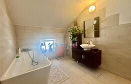 Apartament, 3 camere, 80 mp, 2 bai, parcare, zona Florilor