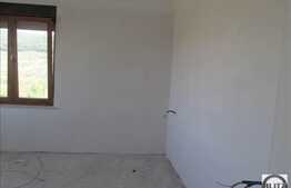 Vanzare casa individuala, 230 mp, 1300 mp teren, zona linistita de case si vile