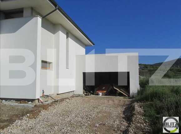 Casa de vânzare 8 camere Baciu - 19652CV | BLITZ Cluj-Napoca | Poza2