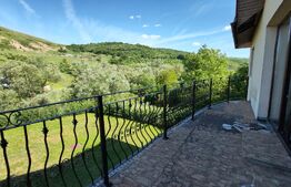 Casă cuplată/ Duplex, D+P+E, 640 teren, Florești, Comision 0%