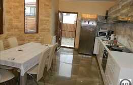 Casa de vanzare, 168 mp utili, teren 500 mp, front 21 ml, D+P