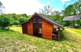 Cabana LUX Geamana/Codlea, casa autonoma energetic