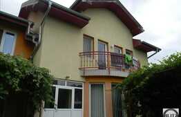 Vanzare duplex, 240 mp utili, 499 mp teren, zona linistita