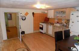 Casa cu 4 camere, 124 mp, 190 mp teren, zona centrala!