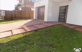 Casa individuala 203 mp, teren 500 mp, zona linistita de case!