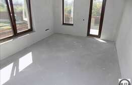 Casa individuala 203 mp, teren 500 mp, zona linistita de case!