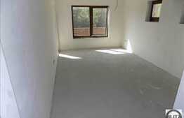 Casa individuala 203 mp, teren 500 mp, zona linistita de case!