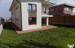 Casa individuala 203 mp, teren 500 mp, zona linistita de case!