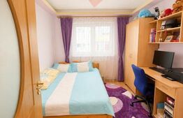 Apartament 3 camere, decomandat, etaj 3/4 - zona Astra 