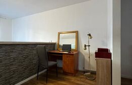 Apartament de vanzare, 45 mp, parcare, balcon, zona Poligonului