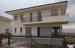 Vanzare casa individuala, 137 mp utili, 490 mp teren, zona linistita