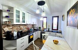 Apartament la cheie, 3 camere 100 mp, priveliste panoramica,  Semicentral