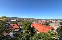 Apartament la cheie, 3 camere 100 mp, priveliste panoramica,  Semicentral