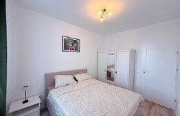 Apartament modern, la cheie, garaj, 44 mp, terasă de 11 mp, zona Centrala 