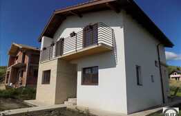 Vanzare casa individuala, 115 mp utili, 451 mp teren, zona linistita