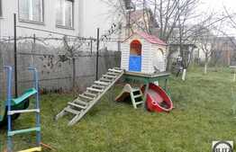 Casa de vanzare D+P+E, 165 mp plus teren 720 mp si front de 17 ml, zona Someseni