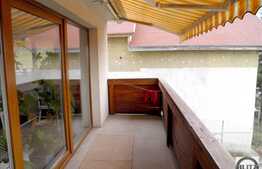 Casa terasata 135 mp utili, teren 200 mp, ultrafinisata, pozitie privilegiata