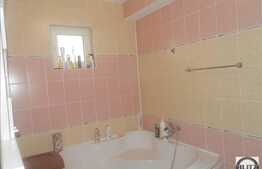 Casa de vanzare, 190 mp utili, 300 mp teren, front 15 ml, zona Tractoristilor