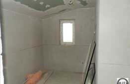 Casa de vanzare, 190 mp utili, 300 mp teren, front 15 ml, zona Tractoristilor