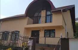 Vanzare casa individuala, 320 mp, 500 mp teren, potrivit pentru investitie!