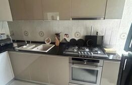 Casa/Vila cu 8 camere, 4 bai - Zarnesti