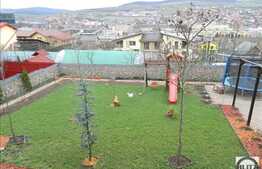 Vanzare casa 7 camere, 180 mp, teren 462 mp, imobil nou, zona de case!