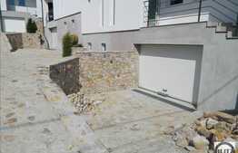 Duplex de vanzare, ansamblu privat, garaj dublu, la inceputul strazii Campului