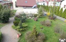 Casa individuala 320 mp, 1000 mp teren, zona linistita de case!